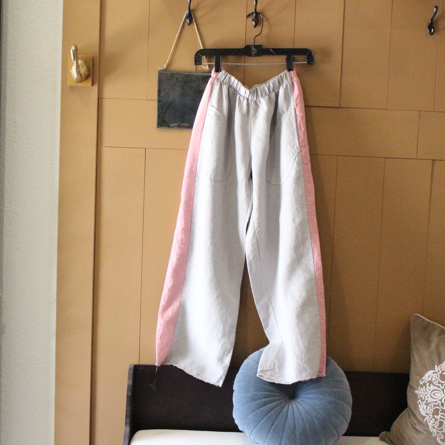 The Lounger - Ms Polly - Linen