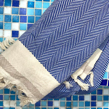 Pipa Sustainable Hand-loomed Cotton Throw Blanket - Blue